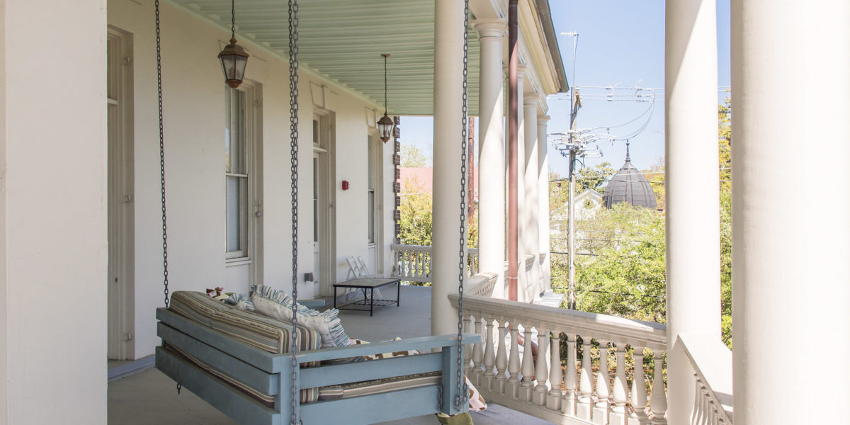Elizabeth Rivers Lewine '54 House for Global Studies at Ashley Hall | 179 Rutledge